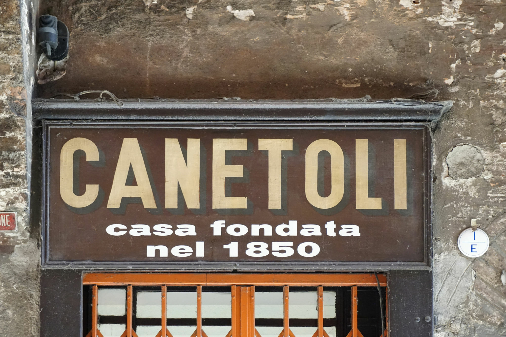 Casa Isolani Luxury Rooms Piazza Maggiore 1 Болонья Экстерьер фото